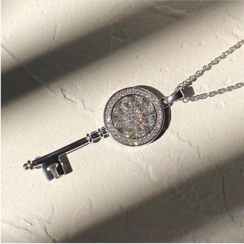 Women’s Silver Plated Key Shaped Cubic Zircon Necklace Flower Dainty Office - Picture 5 of 5